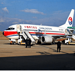 广州机场快递航空快运业稳步发展的原因是什么？